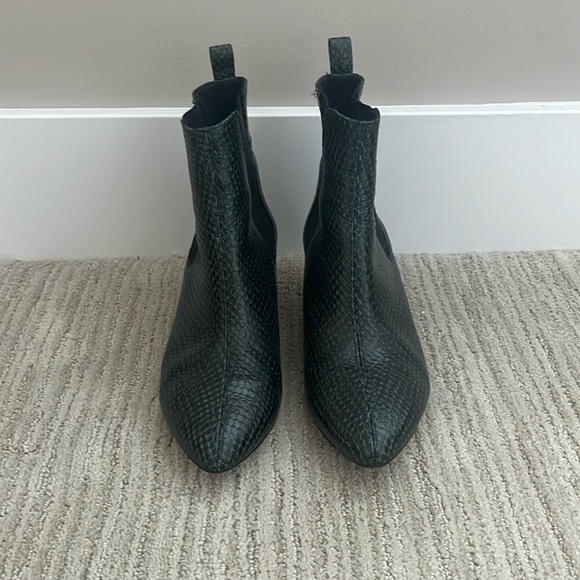 Isabel marant preloved green snake print booties, size 37 - Picture 2 of 5